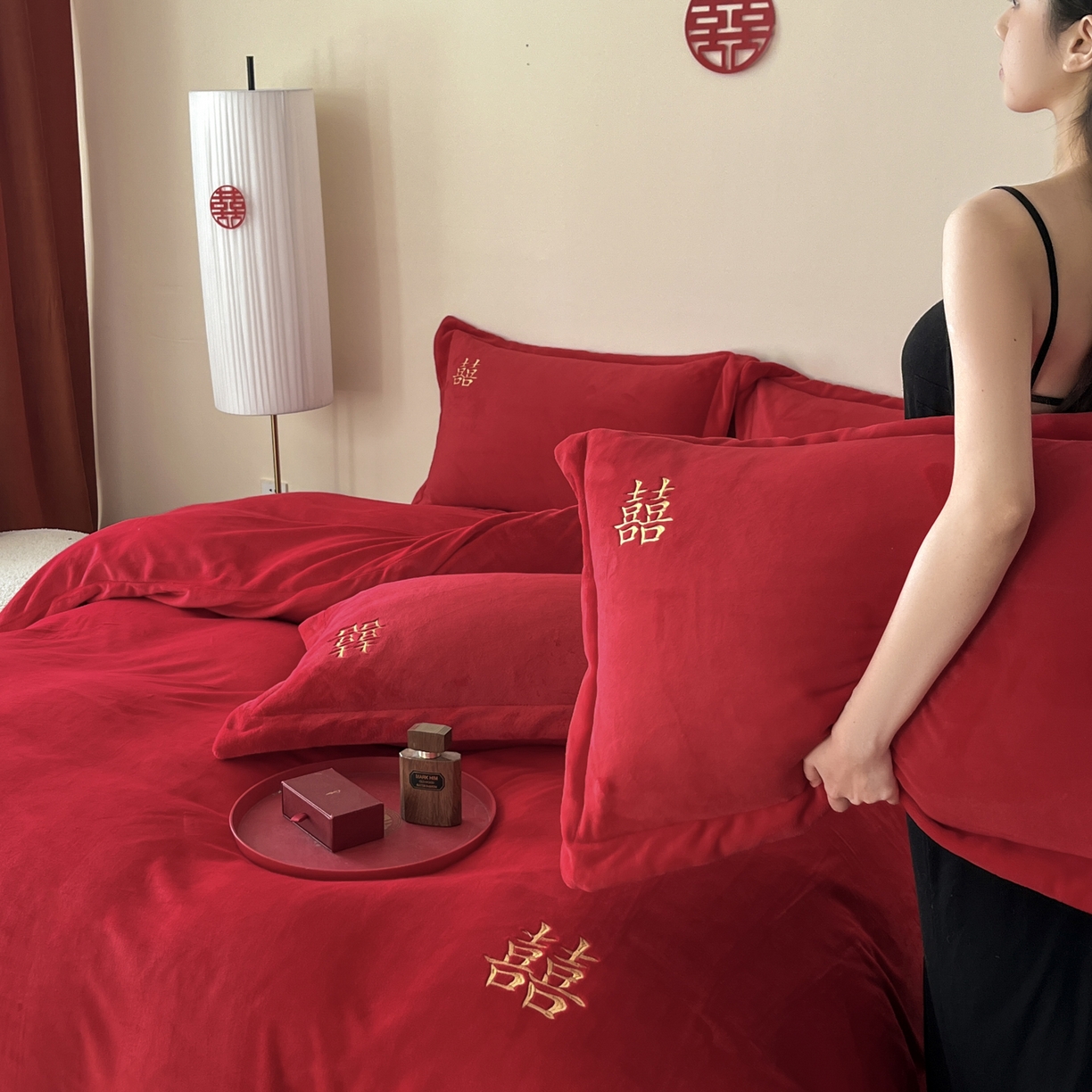 91家纺网 家纺一手货源 找家纺 （总）欧乐蒂 2025新款婚庆款牛奶绒刺绣系列四件套-唯一