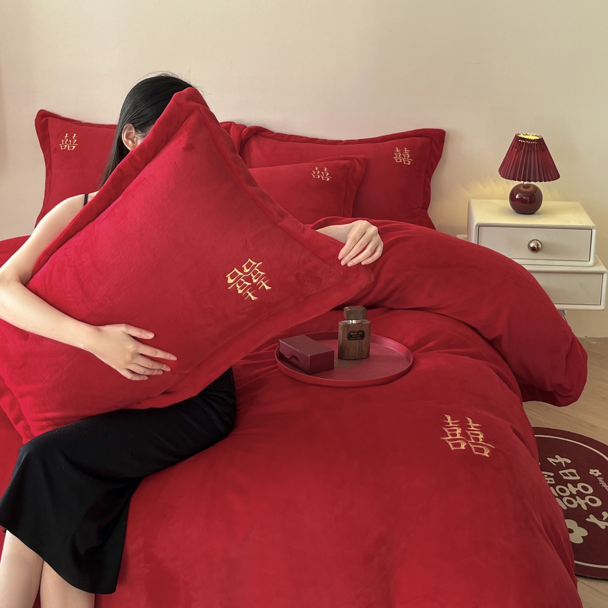 91家纺网 家纺一手货源 找家纺 欧乐蒂 2025新款婚庆款牛奶绒刺绣系列四件套-唯一 唯一-牛奶绒