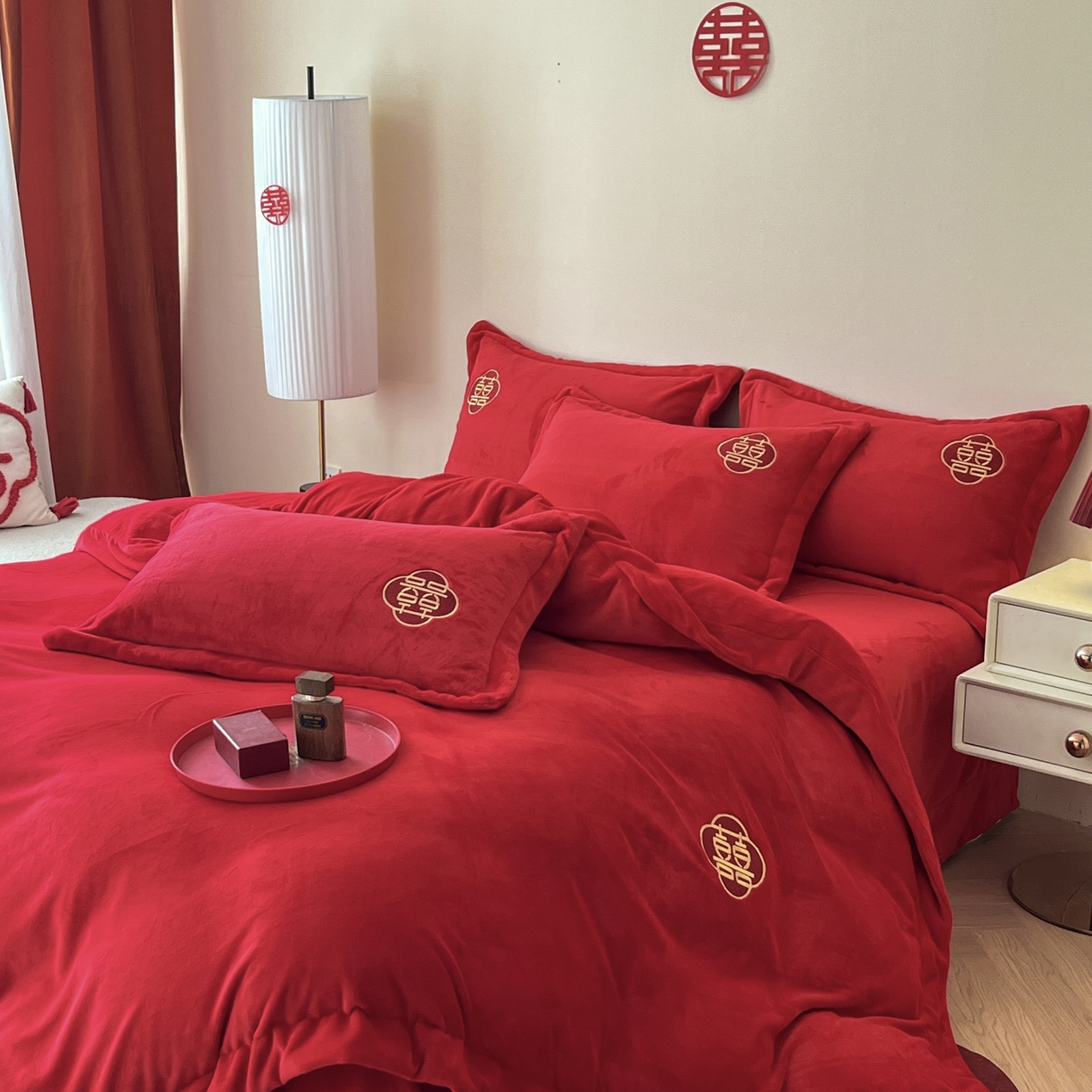 91家纺网 家纺一手货源 找家纺 欧乐蒂 2025新款婚庆款牛奶绒刺绣系列四件套-唯一 永恒-牛奶绒