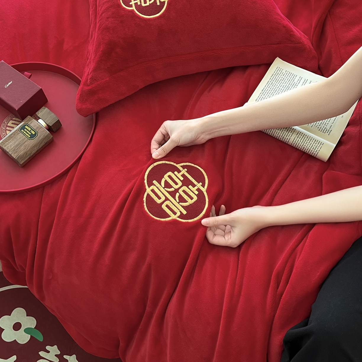 91家纺网 家纺一手货源 找家纺 欧乐蒂 2025新款婚庆款牛奶绒刺绣系列四件套-唯一 永恒-牛奶绒