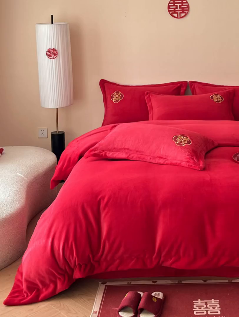 91家纺网 家纺一手货源 找家纺 欧乐蒂 2025新款婚庆款牛奶绒刺绣系列四件套-唯一 永恒-牛奶绒