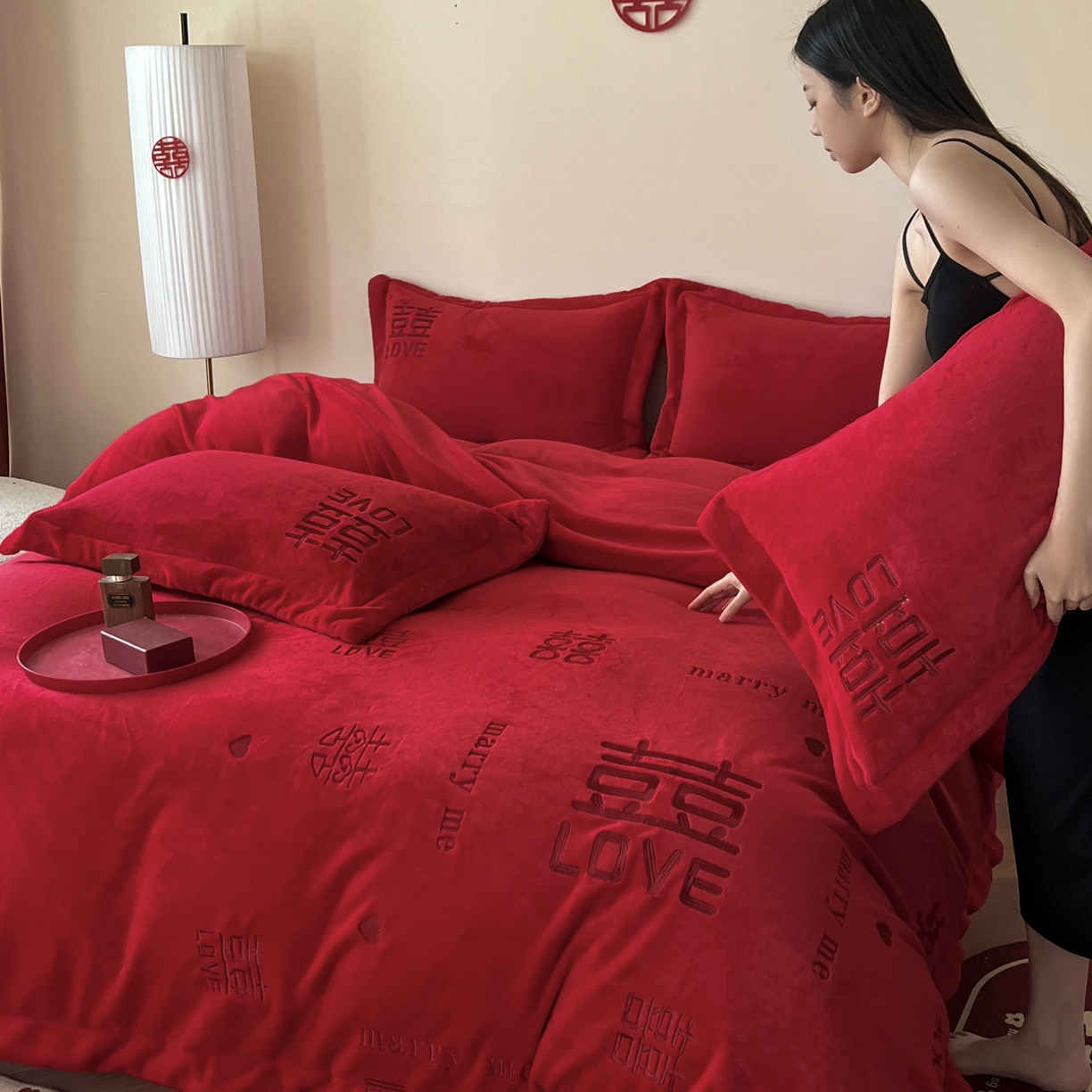 91家纺网 家纺一手货源 找家纺 （总）欧乐蒂 2025新款高克重牛奶绒刺绣四件套-家家有喜