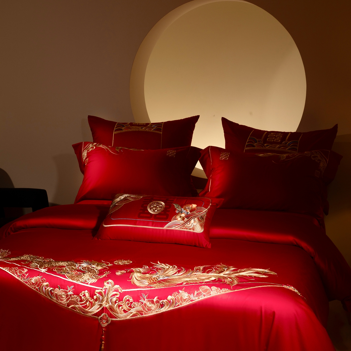 91家纺网 家纺一手货源 找家纺 （总）佳汐蓝家纺 2025新款100支全棉刺绣婚庆四件套-龙凤如意