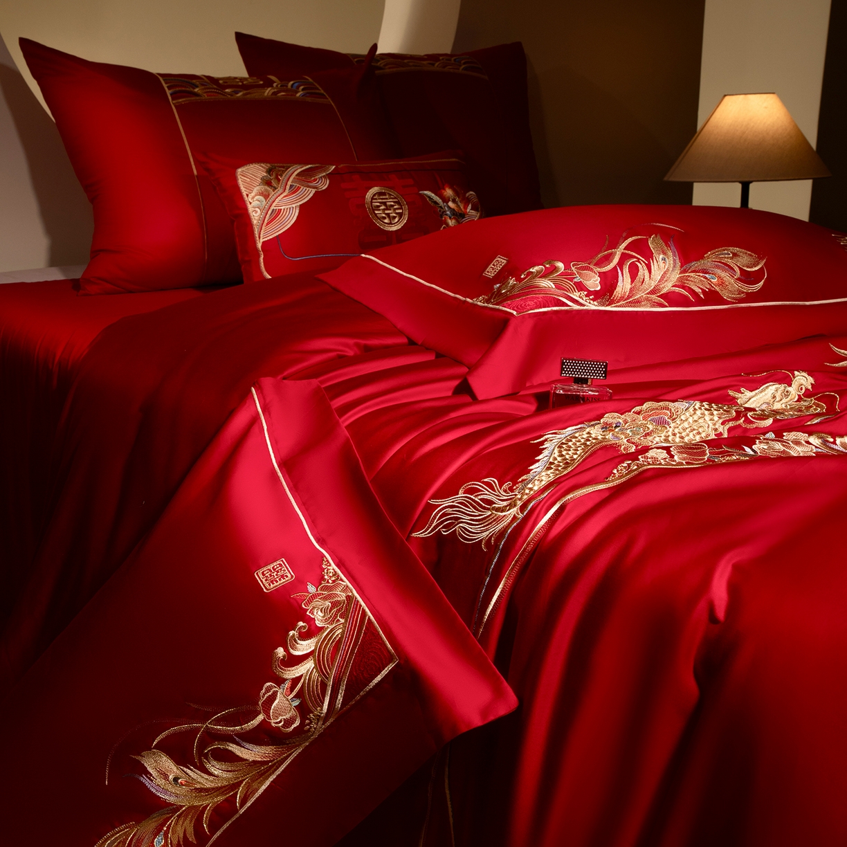 91家纺网 家纺一手货源 找家纺 （总）佳汐蓝家纺 2025新款100支全棉刺绣婚庆四件套-龙凤如意