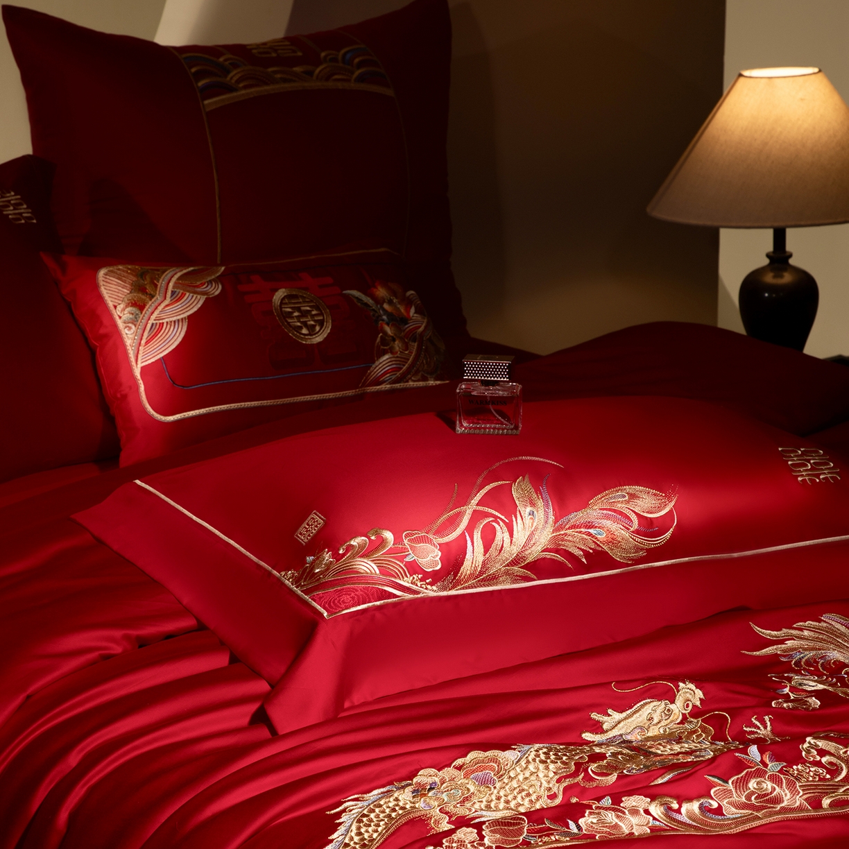 91家纺网 家纺一手货源 找家纺 （总）佳汐蓝家纺 2025新款100支全棉刺绣婚庆四件套-龙凤如意