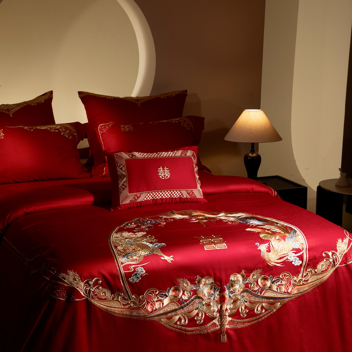 91家纺网 家纺一手货源 找家纺 （总）佳汐蓝家纺 2025新款100支全棉刺绣婚庆四件套-宫囍龙凤