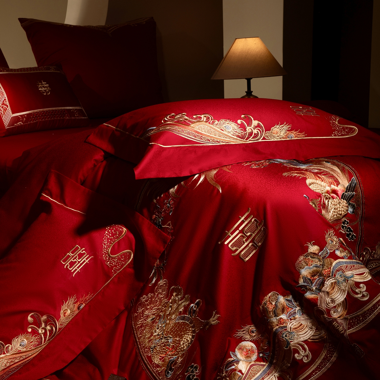 91家纺网 家纺一手货源 找家纺 （总）佳汐蓝家纺 2025新款100支全棉刺绣婚庆四件套-宫囍龙凤