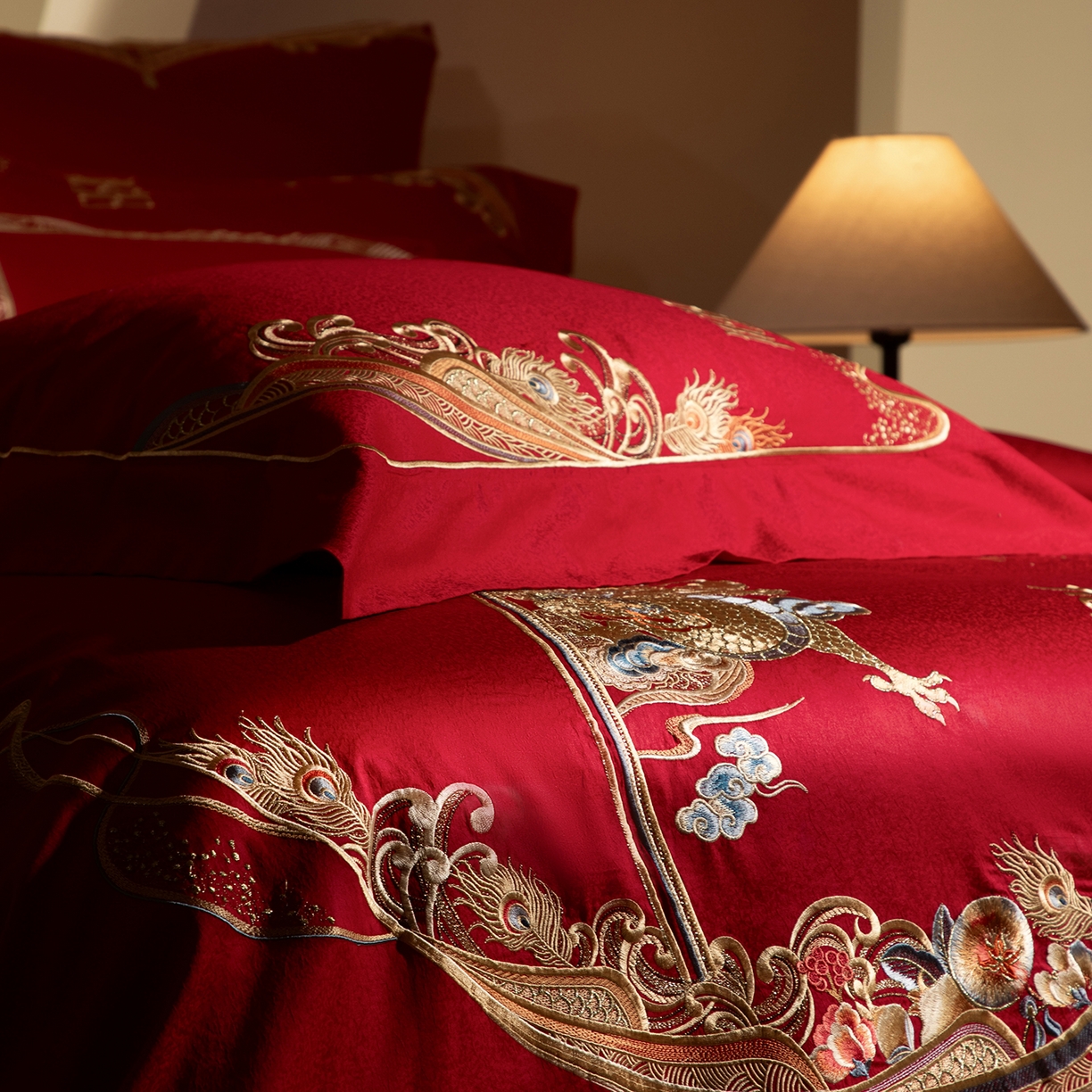 91家纺网 家纺一手货源 找家纺 （总）佳汐蓝家纺 2025新款100支全棉刺绣婚庆四件套-宫囍龙凤