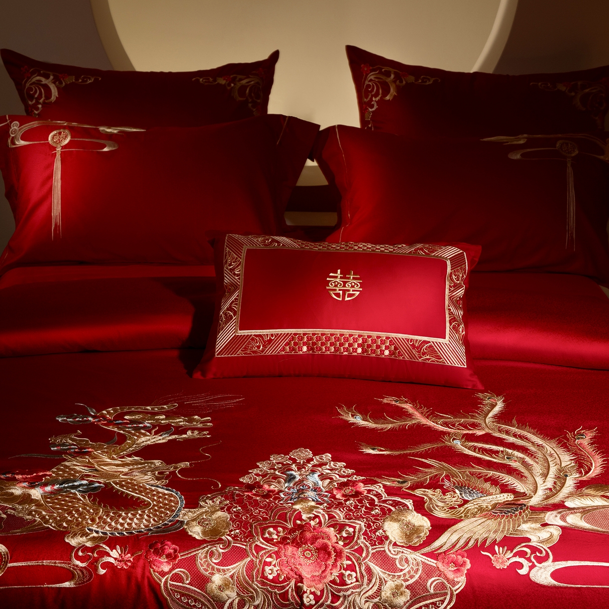 91家纺网 家纺一手货源 找家纺 （总）佳汐蓝家纺 2025新款100支贡缎提花全棉刺绣婚庆四件套-相亲相爱