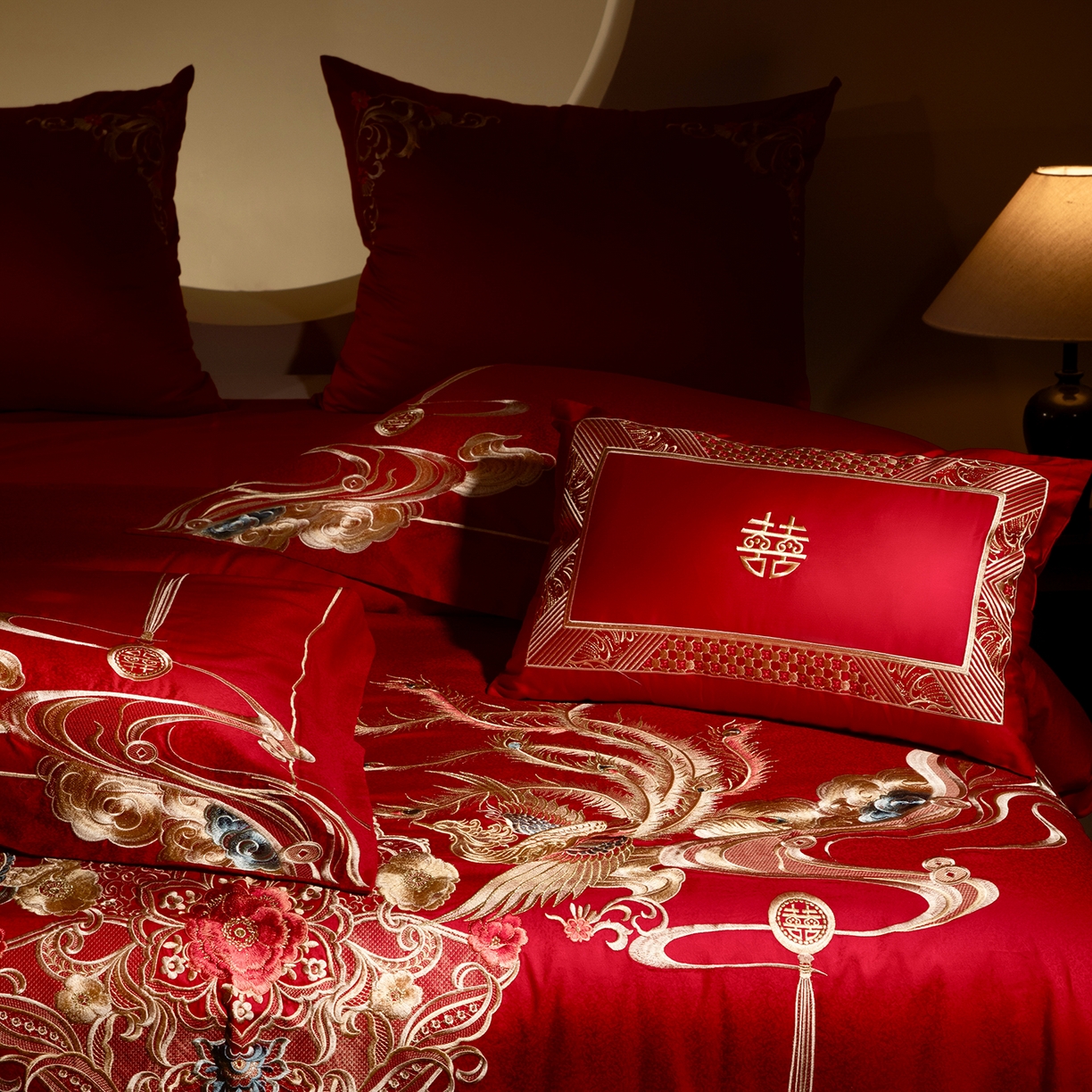 91家纺网 家纺一手货源 找家纺 （总）佳汐蓝家纺 2025新款100支贡缎提花全棉刺绣婚庆四件套-相亲相爱