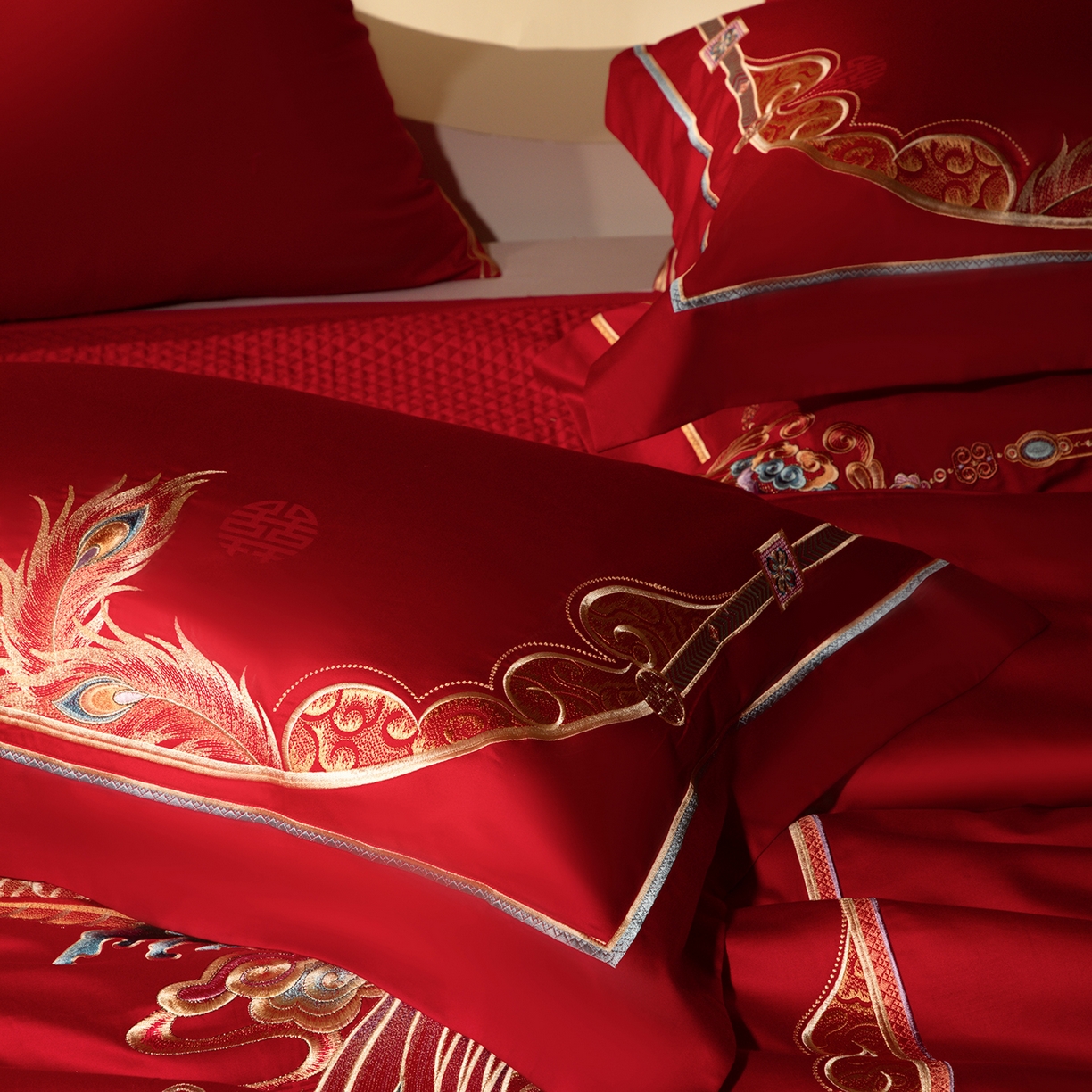 91家纺网 家纺一手货源 找家纺 （总）佳汐蓝家纺 2025新款100支贡缎提花全棉刺绣婚庆四件套-龙凤喜合