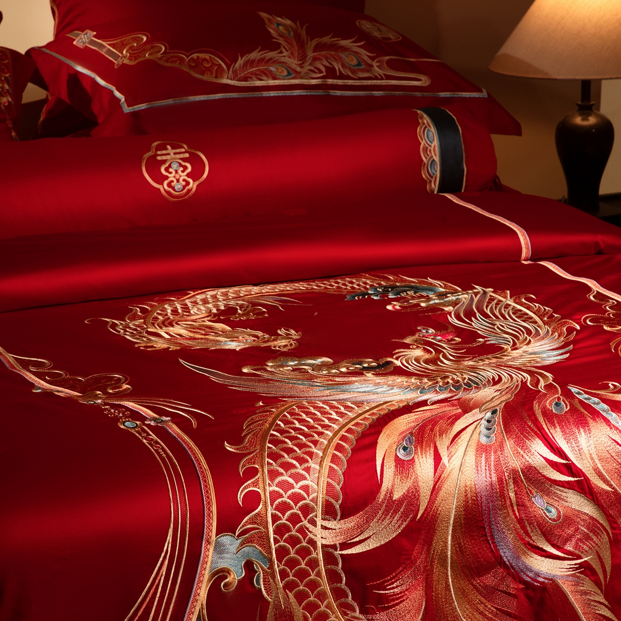 91家纺网 家纺一手货源 找家纺 （总）佳汐蓝家纺 2025新款100支贡缎提花全棉刺绣婚庆四件套-龙凤喜合