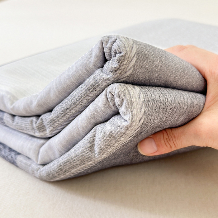 91家纺网 家纺一手货源 找家纺 拾物记 2025新款A类全棉纯棉加厚超柔磨毛单被套（提供买家秀质检报告和实验视频） 轻织漫冬