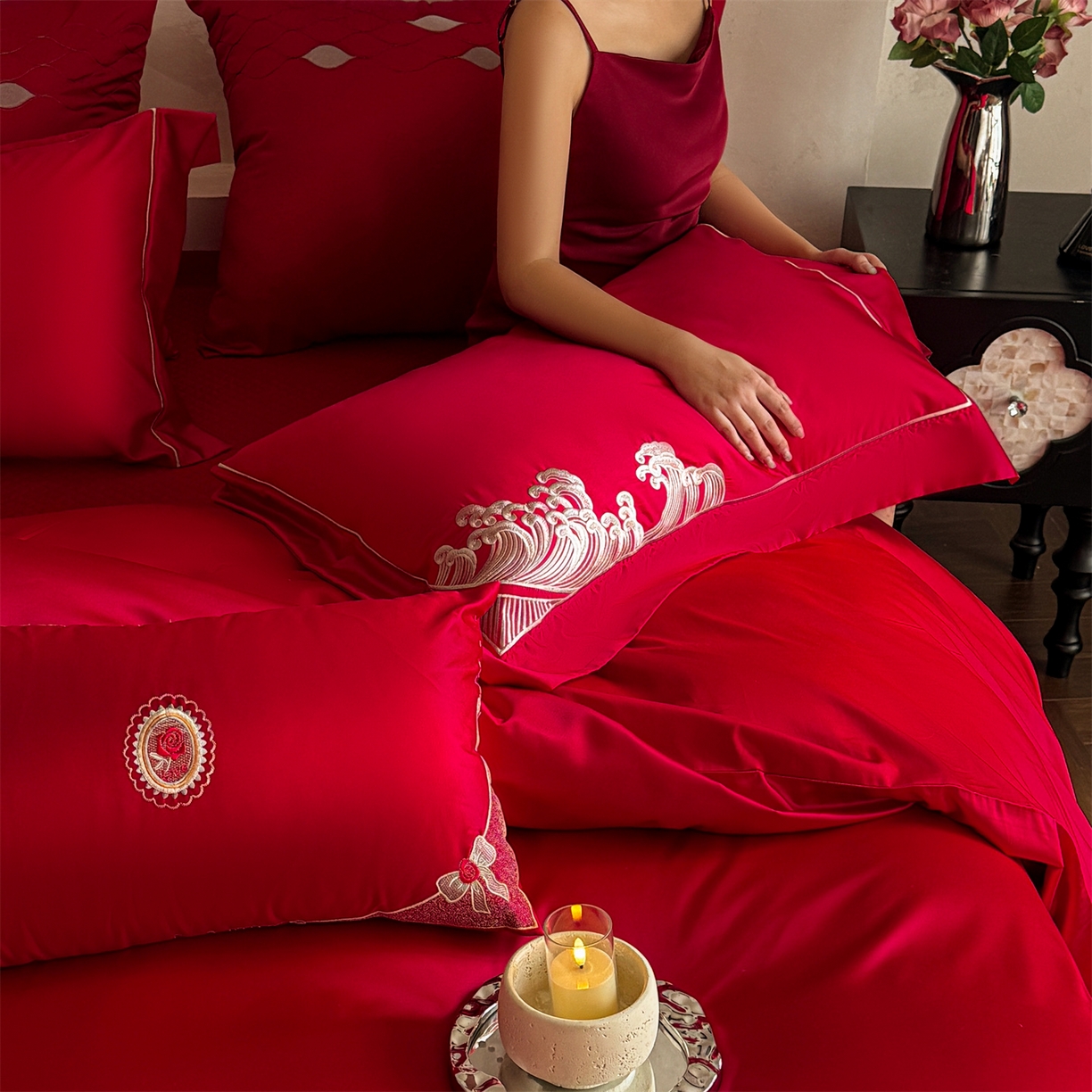 91家纺网 家纺一手货源 找家纺 （总）佳汐蓝家纺 2025新款100支全棉刺绣婚庆四件套-爱漾（金）