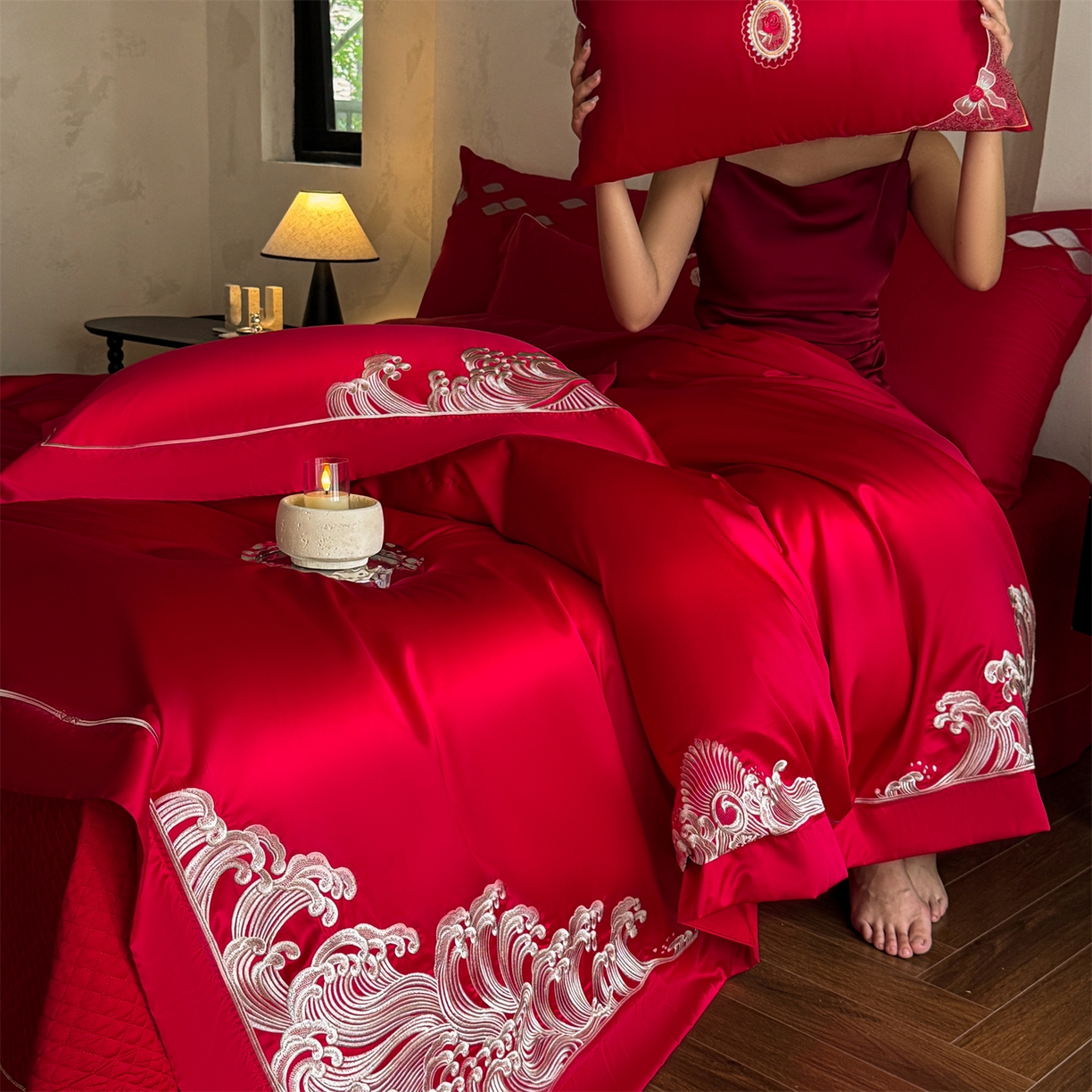 91家纺网 家纺一手货源 找家纺 （总）佳汐蓝家纺 2025新款100支全棉刺绣婚庆四件套-爱漾（金）