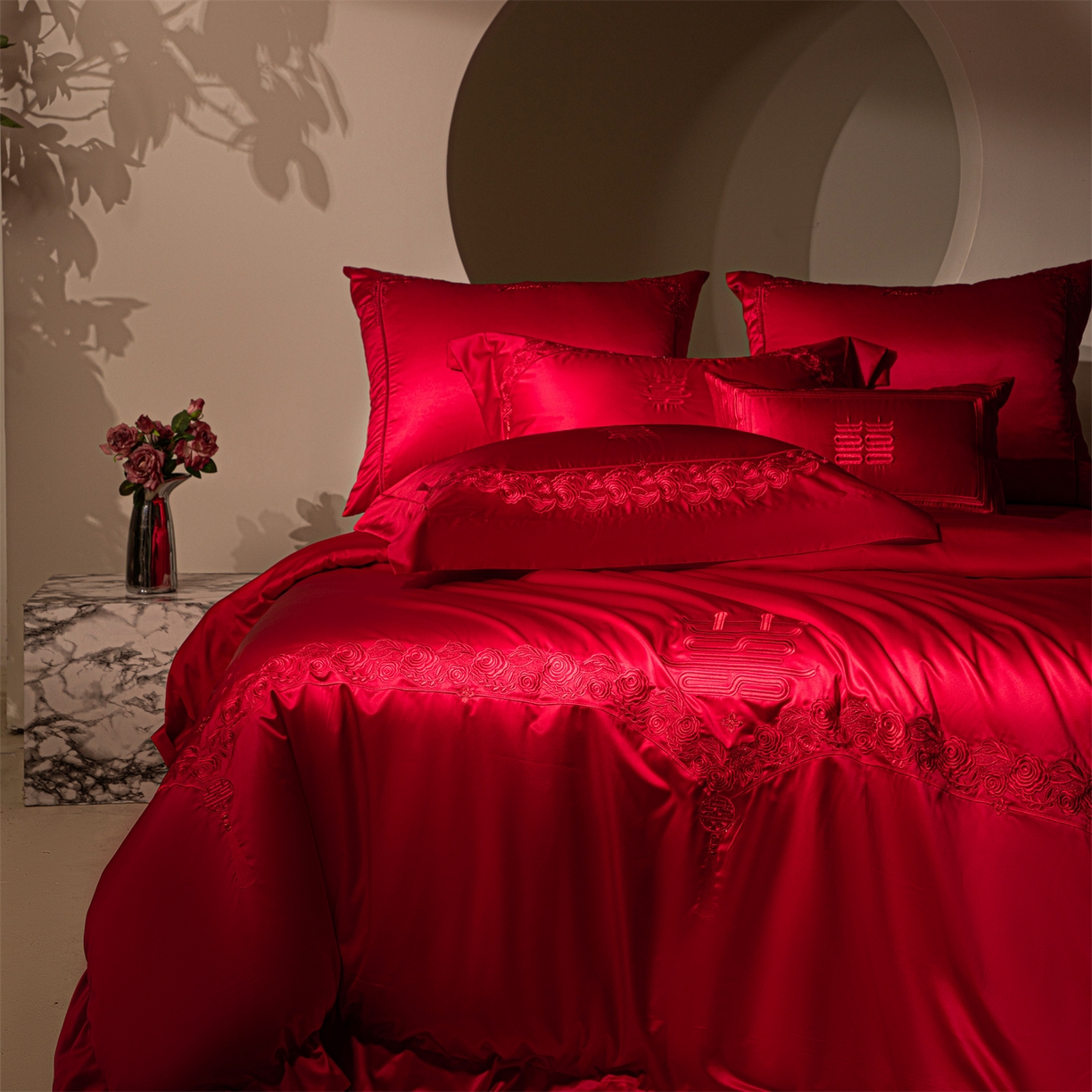 91家纺网 家纺一手货源 找家纺 （总）佳汐蓝家纺 2025新款100支全棉刺绣婚庆四件套-甜蜜时光