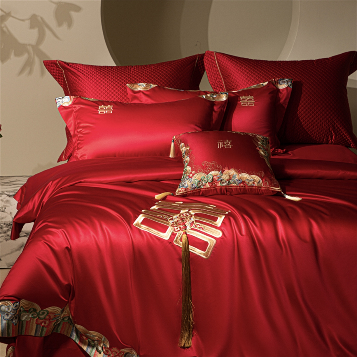 91家纺网 家纺一手货源 找家纺 （总）佳汐蓝家纺 2025新款100支全棉刺绣婚庆四件套-喜传祥瑞