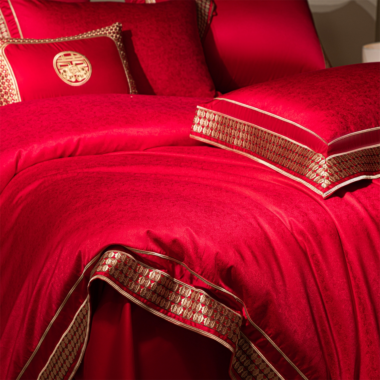 91家纺网 家纺一手货源 找家纺 （总）佳汐蓝家纺 2025新款100支全棉刺绣婚庆四件套-喜书