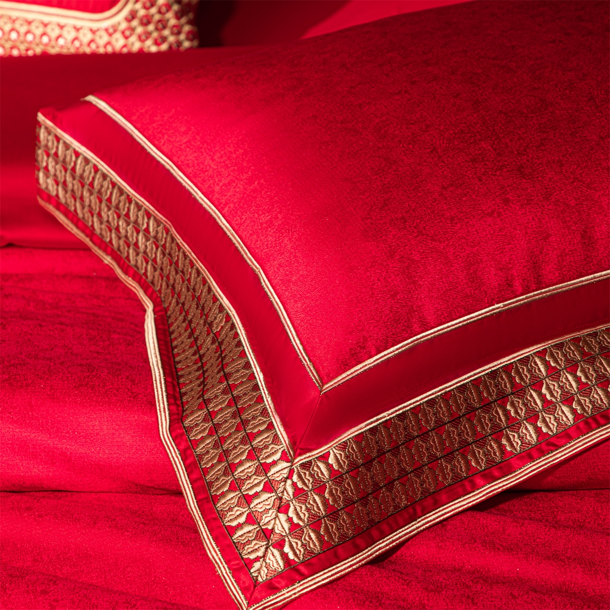 91家纺网 家纺一手货源 找家纺 （总）佳汐蓝家纺 2025新款100支全棉刺绣婚庆四件套-喜书