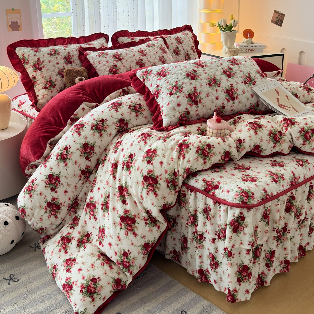 91家纺网 家纺一手货源 找家纺 （总）铠畅家纺 2025新款牛奶绒夹棉床盖床裙四件套