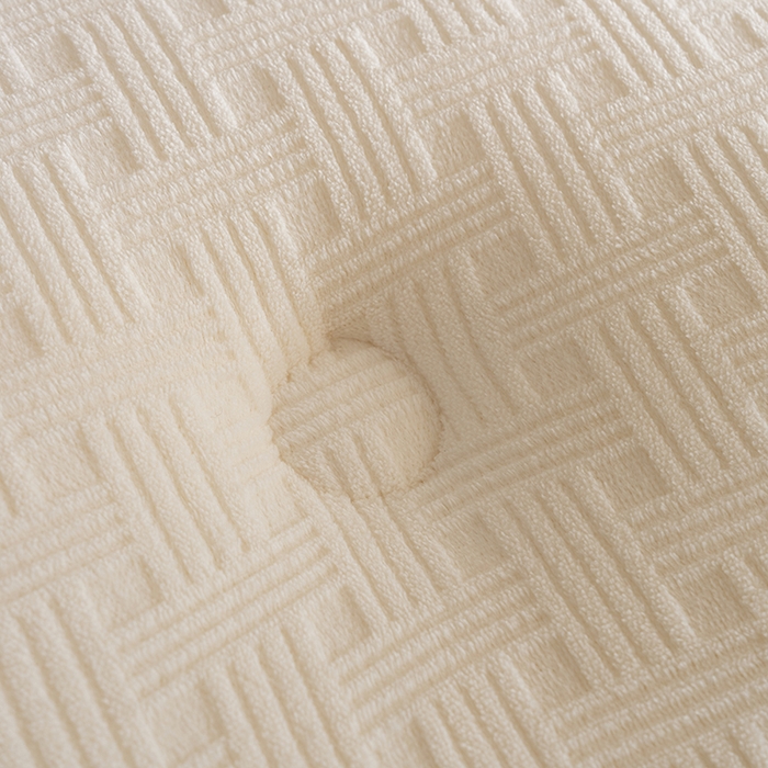 91家纺网 家纺一手货源 找家纺 牛魔王家居 2025新款高克重牛奶绒提花冬被被子被芯 格纹米白