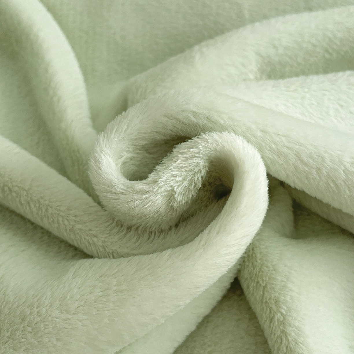 91家纺网 家纺一手货源 找家纺 库里梦家纺 2025网红直播热款230克全消光工艺绣花牛奶绒四件套 飞马-薄荷绿