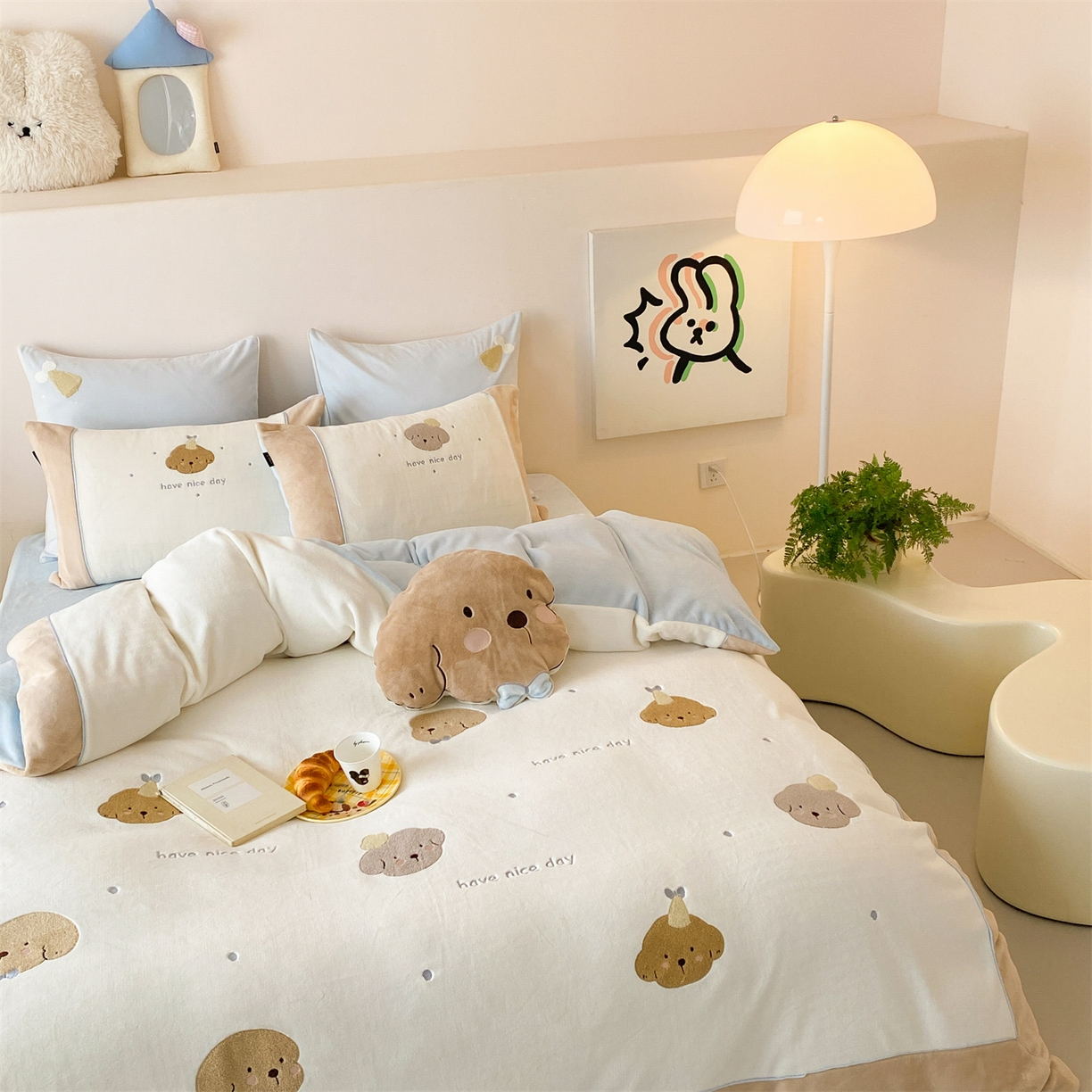 91家纺网 家纺一手货源 找家纺 （总）馨蕊 2025新款意大利进口煦暖绒高精密刺绣贴布绣秋冬轻奢煦暖绒四件套-绒卡通 会员-10【券后控价288/318/338】