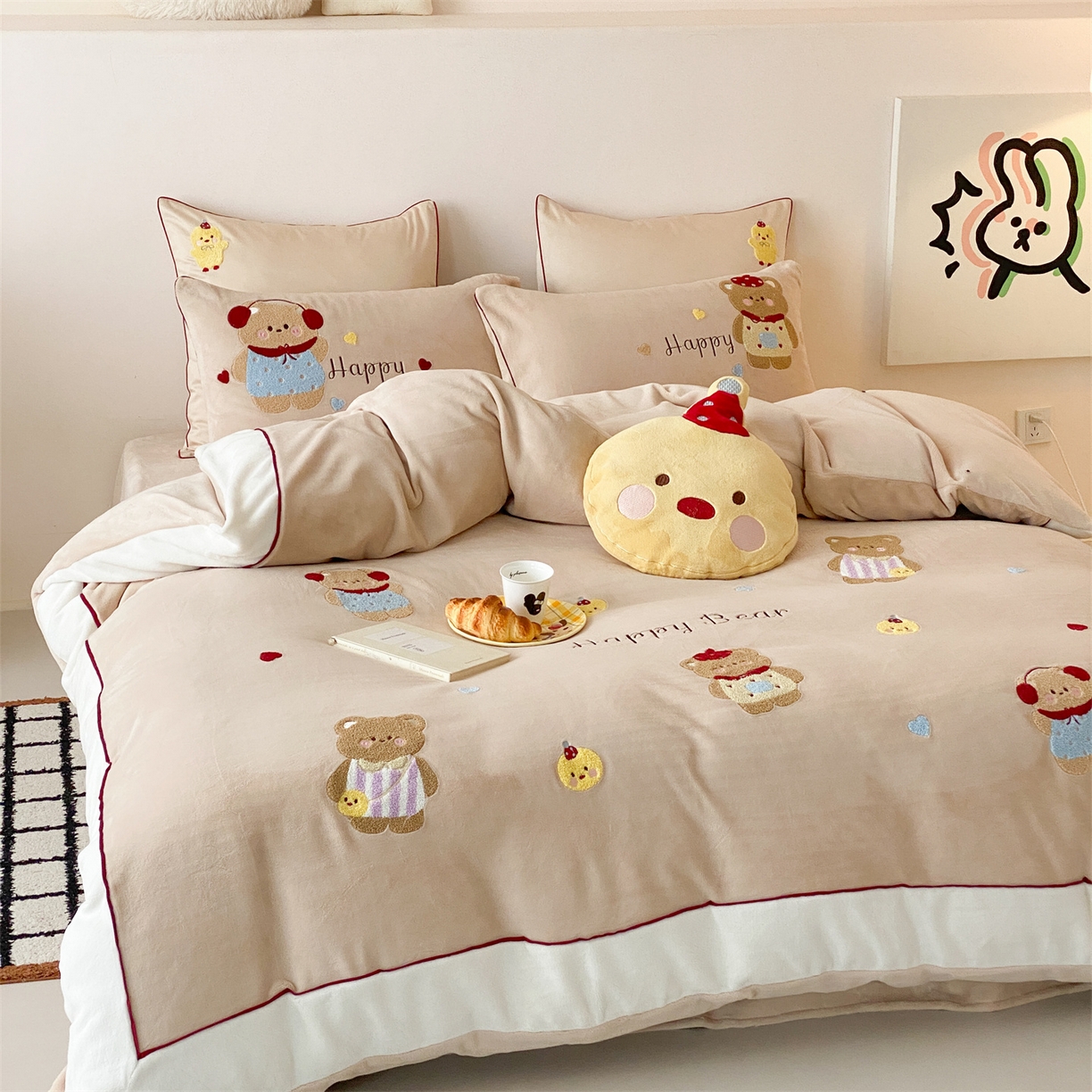 91家纺网 家纺一手货源 找家纺 馨蕊 2025新款意大利进口煦暖绒高精密刺绣贴布绣秋冬轻奢煦暖绒四件套-绒卡通 会员-10【券后控价288/318/338】 绒卡通-奶油泡芙