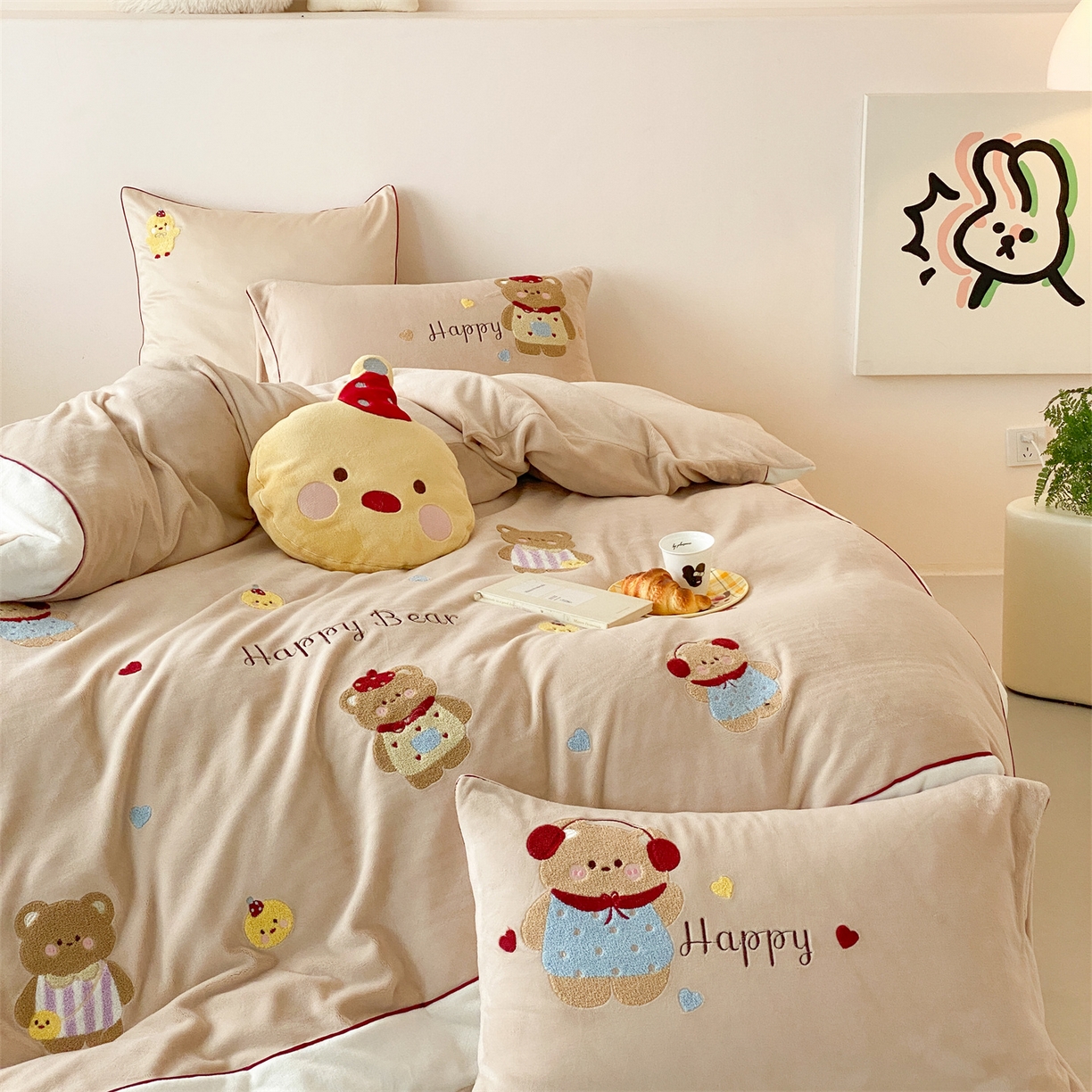 91家纺网 家纺一手货源 找家纺 馨蕊 2025新款意大利进口煦暖绒高精密刺绣贴布绣秋冬轻奢煦暖绒四件套-绒卡通 会员-10【券后控价288/318/338】 绒卡通-奶油泡芙