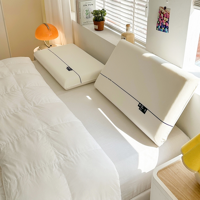 91家纺网 家纺一手货源 找家纺 （总）桔禾家纺 2025新款零压力慢回弹护颈记忆枕云朵深睡记忆棉枕头枕芯