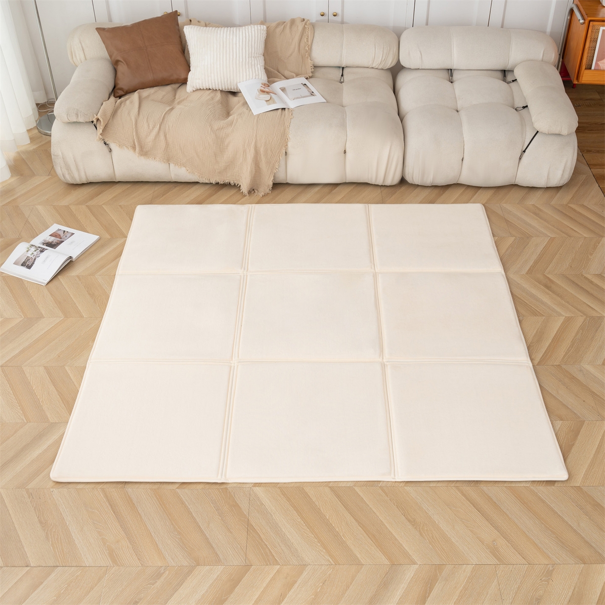 91家纺网 家纺一手货源 找家纺 新太阳蚊帐 2025新款云棉绒可折叠纯色地垫 米白色