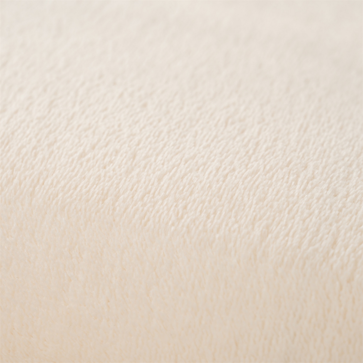 91家纺网 家纺一手货源 找家纺 新太阳蚊帐 2025新款云棉绒可折叠纯色地垫 米白色