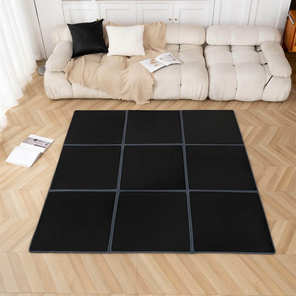 91家纺网 家纺一手货源 找家纺 新太阳蚊帐 2025新款云棉绒可折叠纯色地垫 墨黑色