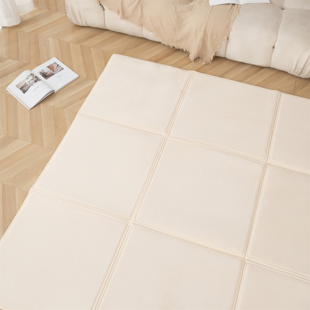 91家纺网 家纺一手货源 找家纺 新太阳蚊帐 2025新款云棉绒可折叠纯色地垫 米白色