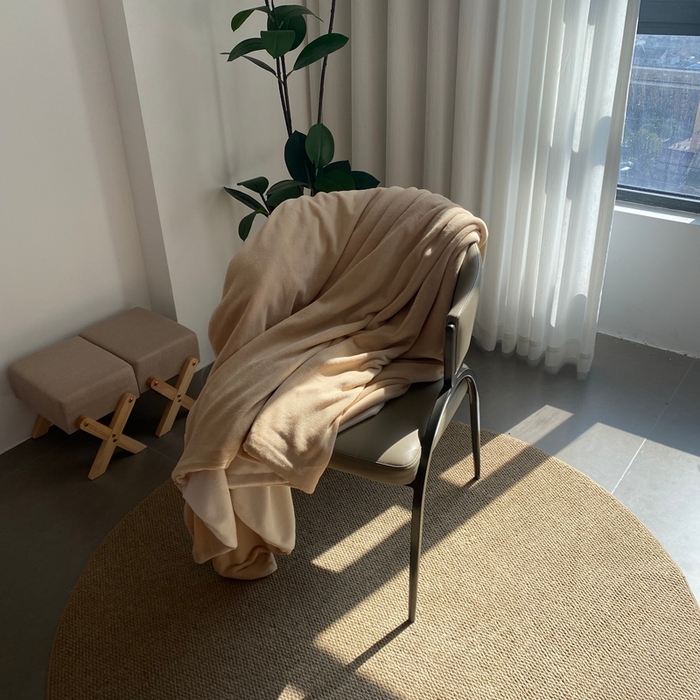 91家纺网 家纺一手货源 找家纺 佳笠家居 2025年新款250g全消光牛奶绒单被套 咖拼白