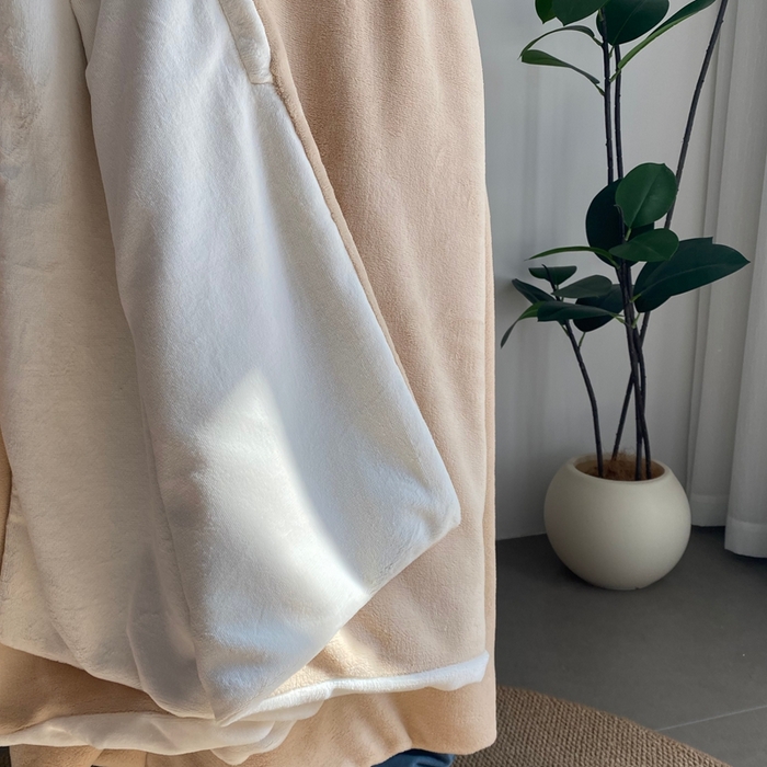 91家纺网 家纺一手货源 找家纺 佳笠家居 2025年新款250g全消光牛奶绒单被套 咖拼白