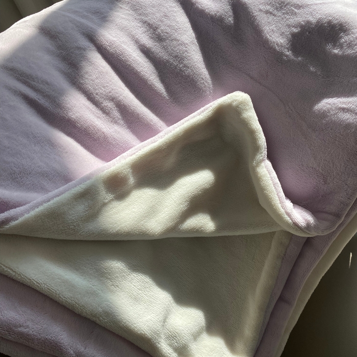 91家纺网 家纺一手货源 找家纺 佳笠家居 2025年新款250g全消光牛奶绒单被套 紫拼白