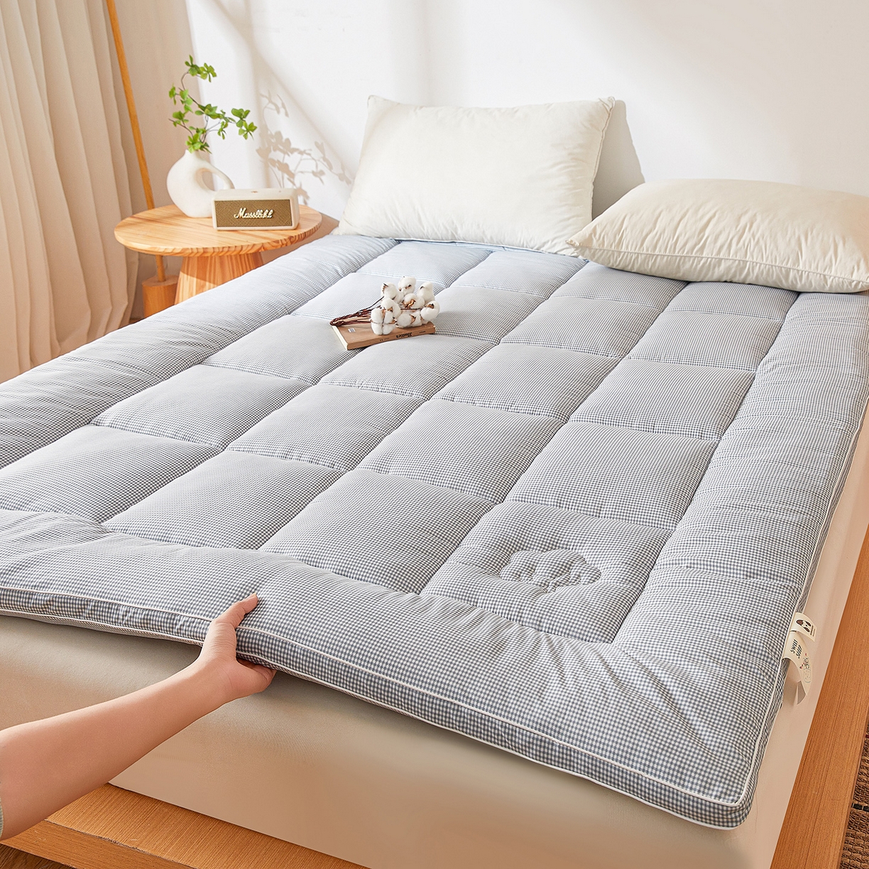 91家纺网 家纺一手货源 找家纺 魅图家纺 2025新款水洗棉新疆棉花床垫床褥-小格系列 小格-蓝