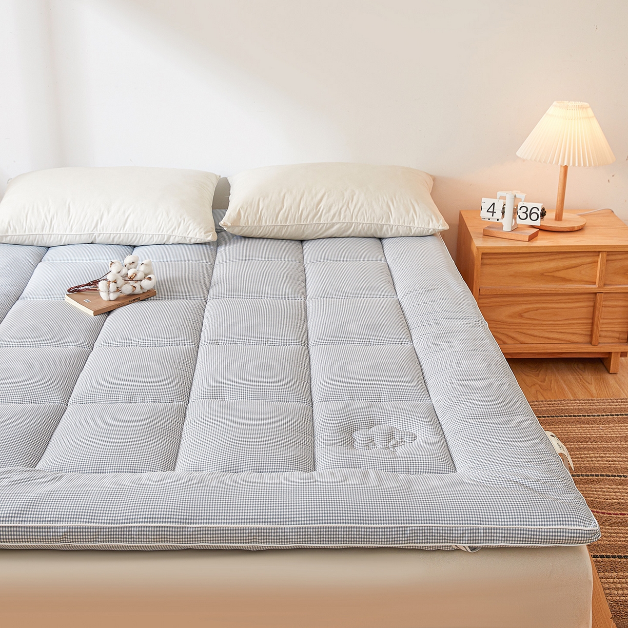 91家纺网 家纺一手货源 找家纺 魅图家纺 2025新款水洗棉新疆棉花床垫床褥-小格系列 小格-蓝