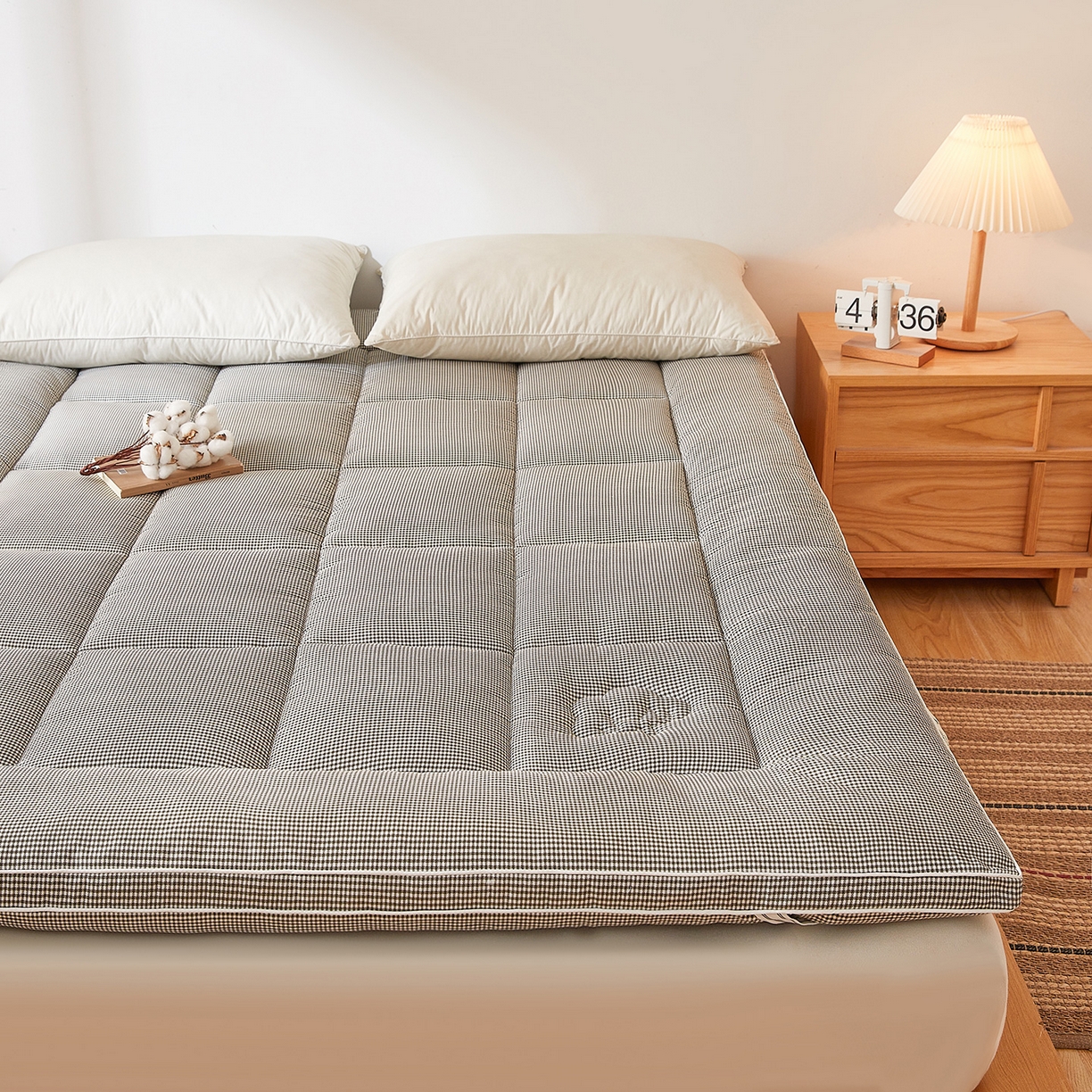 91家纺网 家纺一手货源 找家纺 魅图家纺 2025新款水洗棉新疆棉花床垫床褥-小格系列 小格-咖