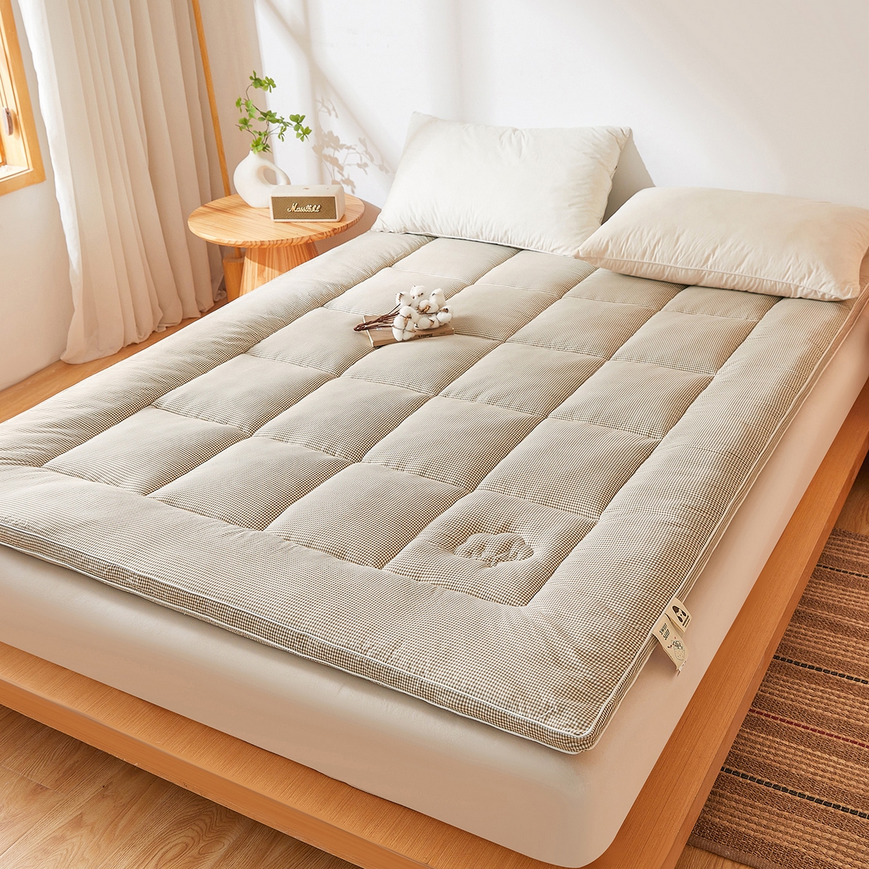 91家纺网 家纺一手货源 找家纺 魅图家纺 2025新款水洗棉新疆棉花床垫床褥-小格系列 小格-卡其