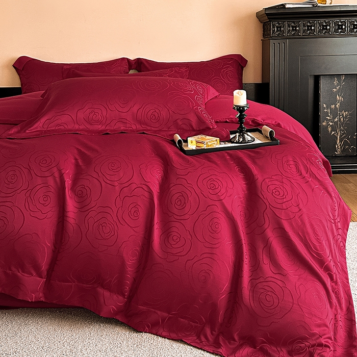 91家纺网 家纺一手货源 找家纺 置顶家纺 2025新款亲肤提花玫瑰婚庆四件套 玫瑰予你-酒红