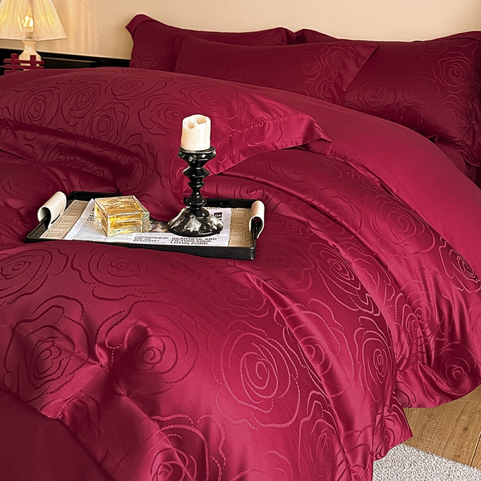 91家纺网 家纺一手货源 找家纺 置顶家纺 2025新款亲肤提花玫瑰婚庆四件套 玫瑰予你-大红