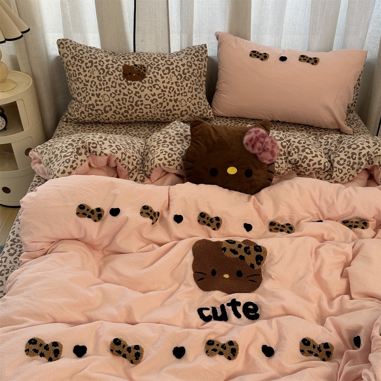 91家纺网 家纺一手货源 找家纺 （总）优色良品家纺 2025新款豹纹毛巾绣四件套