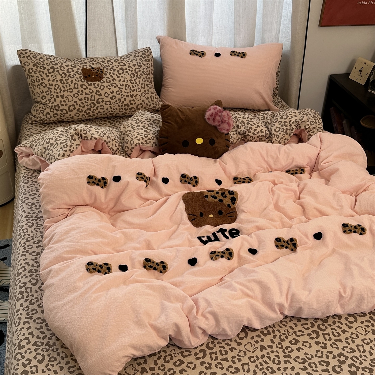 91家纺网 家纺一手货源 找家纺 （总）优色良品家纺 2025新款豹纹毛巾绣四件套