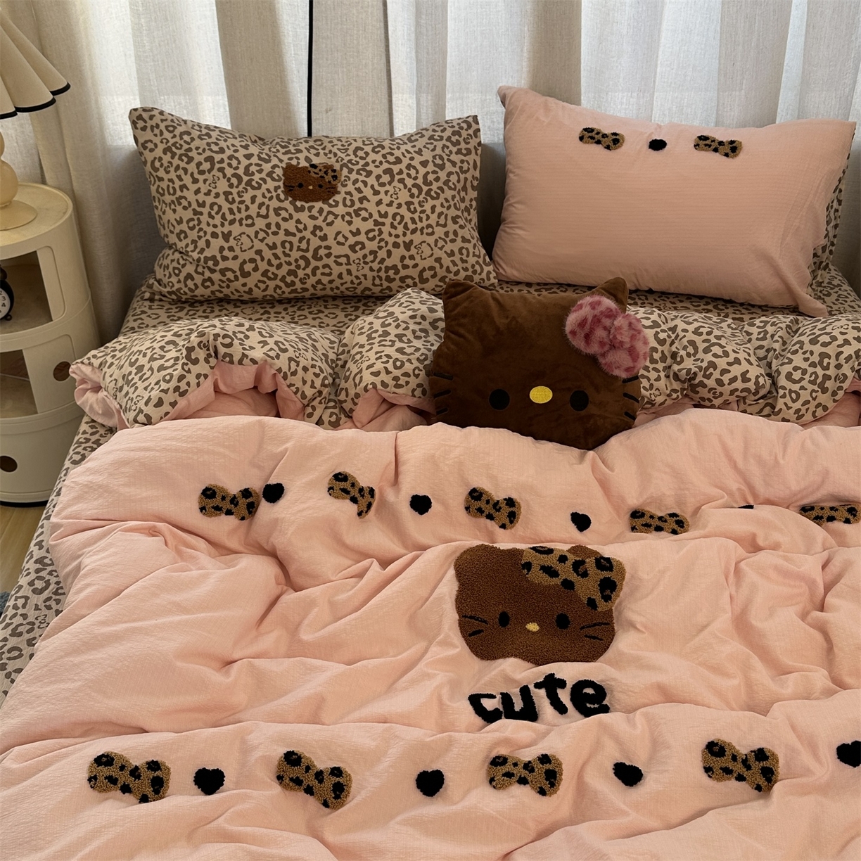 91家纺网 家纺一手货源 找家纺 （总）优色良品家纺 2025新款豹纹毛巾绣四件套