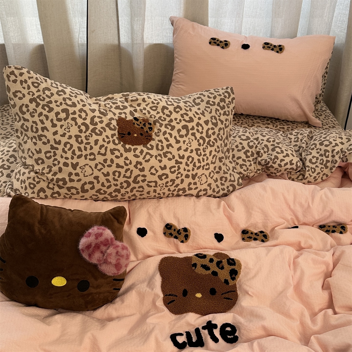 91家纺网 家纺一手货源 找家纺 （总）优色良品家纺 2025新款豹纹毛巾绣四件套