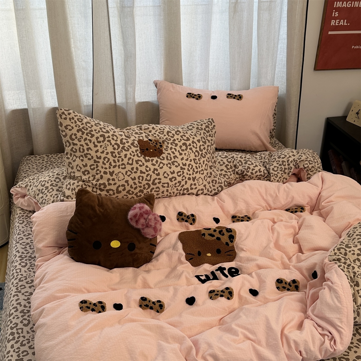 91家纺网 家纺一手货源 找家纺 （总）优色良品家纺 2025新款豹纹毛巾绣四件套