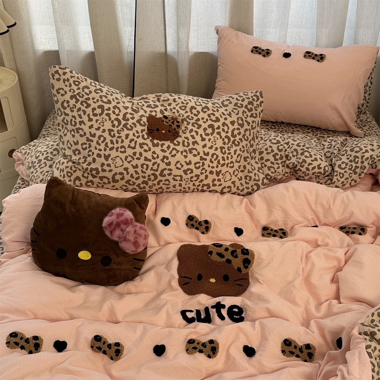 91家纺网 家纺一手货源 找家纺 （总）优色良品家纺 2025新款豹纹毛巾绣四件套