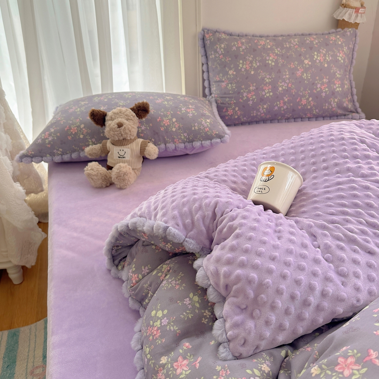 91家纺网 家纺一手货源 找家纺 Sweet dreams甜梦 2025新款双层纱豆豆绒棉加绒四件套 花梦时